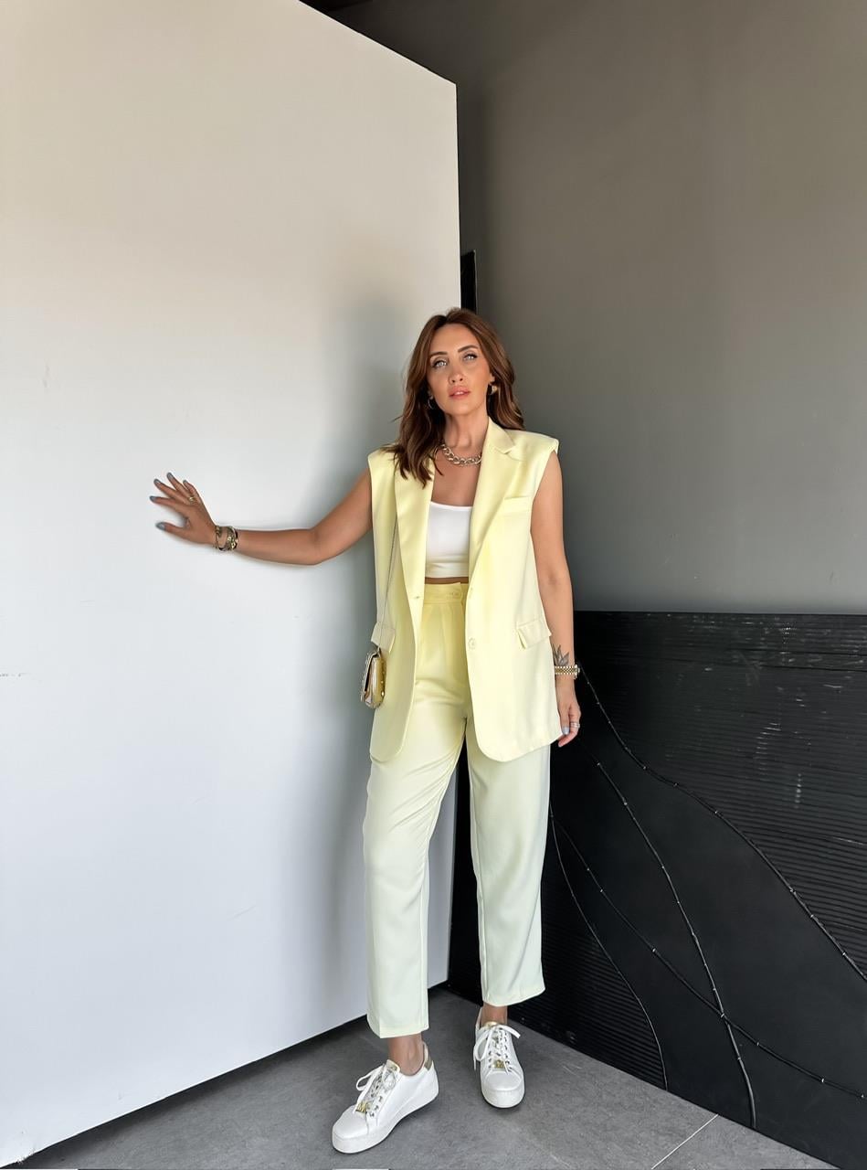 Sarı Yelek Pantolon Basic Marka Model Takım