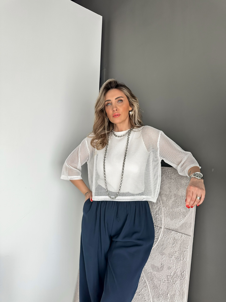 Beyaz File Giydirmeli Bluz