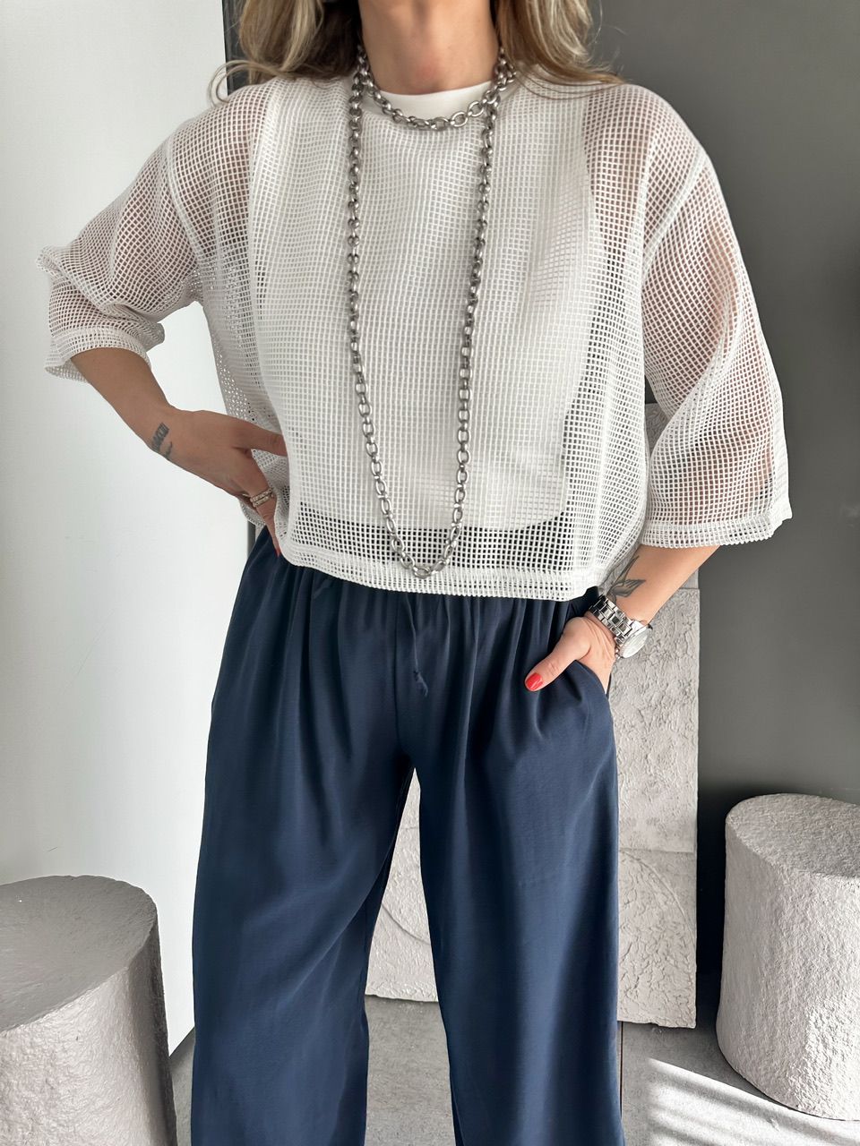 Beyaz File Giydirmeli Bluz