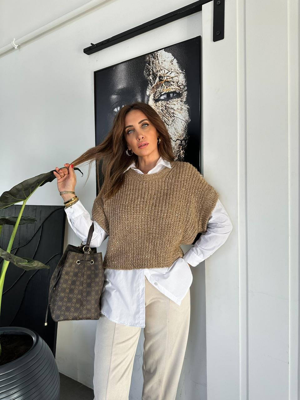 Camel Pullu Gömlekli Triko