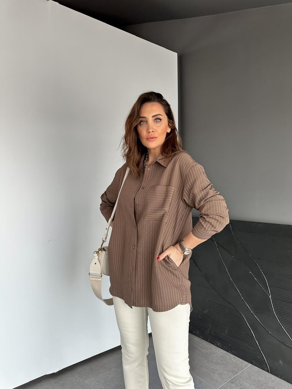 Kahve Çizgili Cepli Basic Gömlek