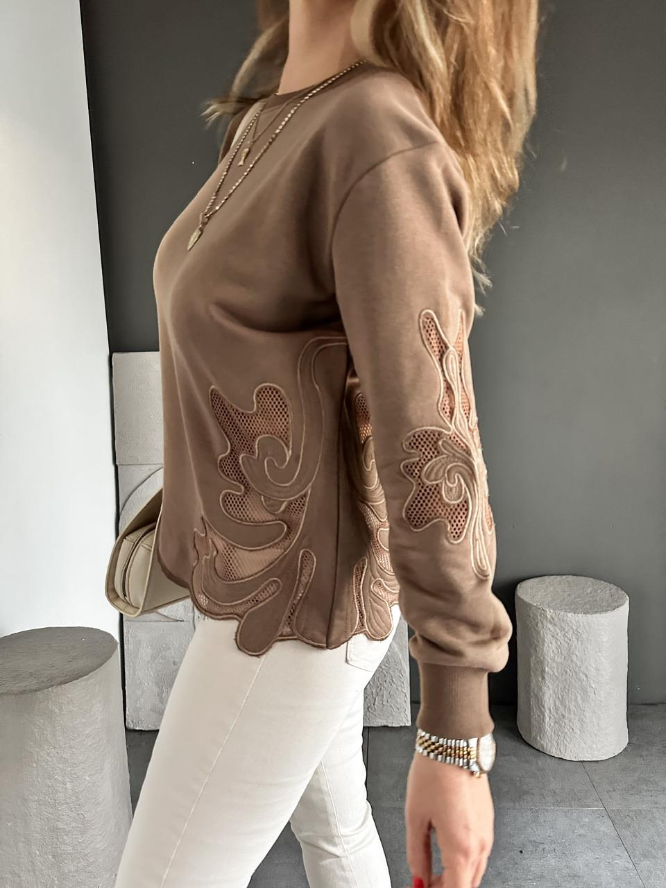 Kahve Nakışlı Marka Model Sweatshirt