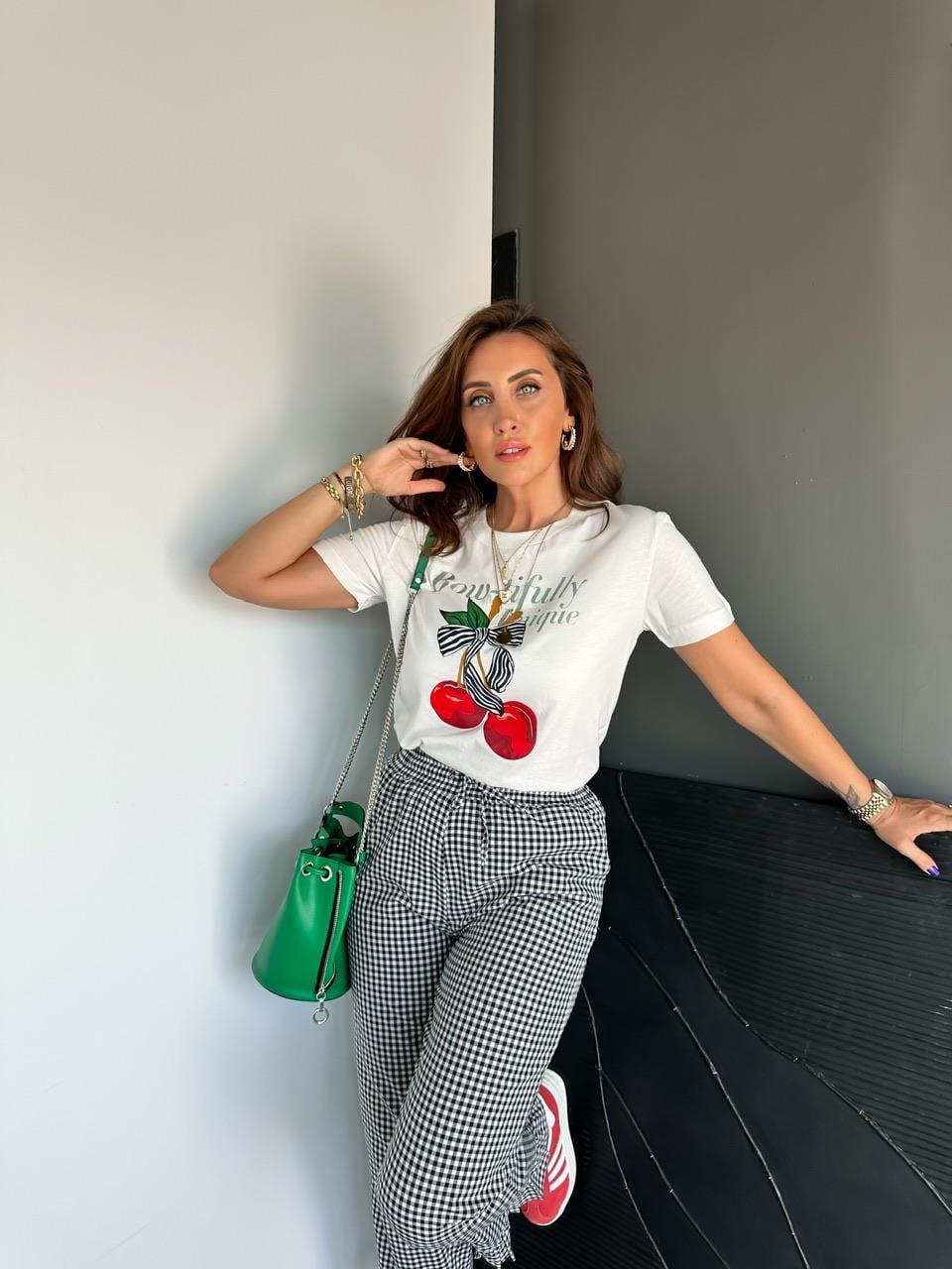 Kiraz Baskılı Unique Tshirt