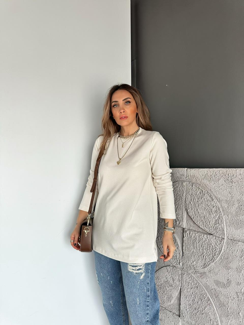 Krem Fitilli Bisiklet Yaka Basic Tshirt