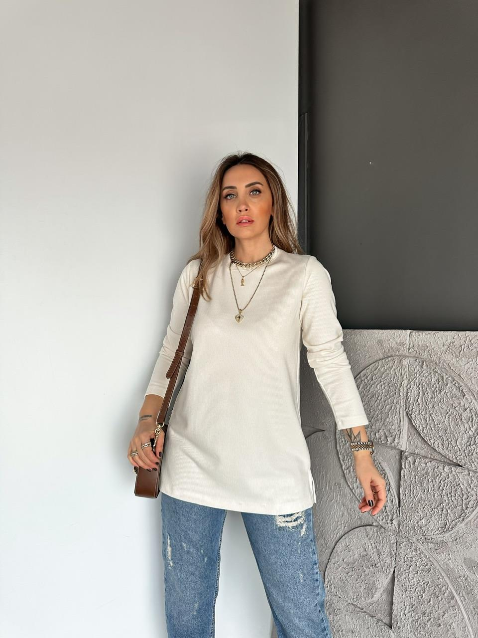 Krem Fitilli Bisiklet Yaka Basic Tshirt