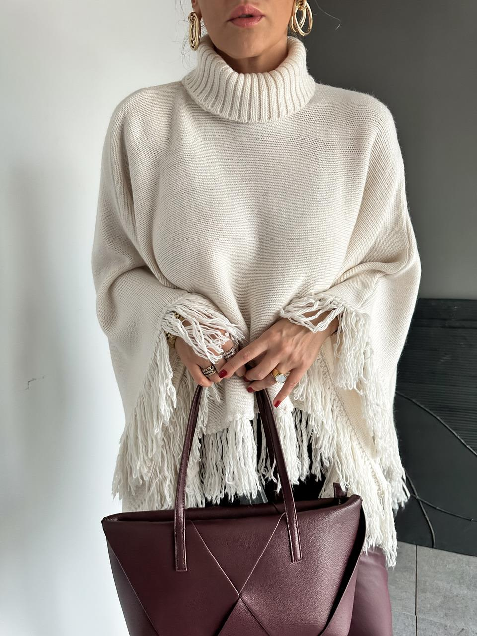 Krem Püsküllü Panço