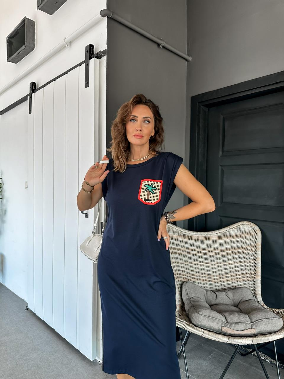 Lacivert Sırt Detaylı Basic Elbise