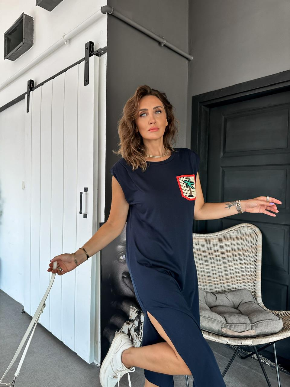 Lacivert Sırt Detaylı Basic Elbise