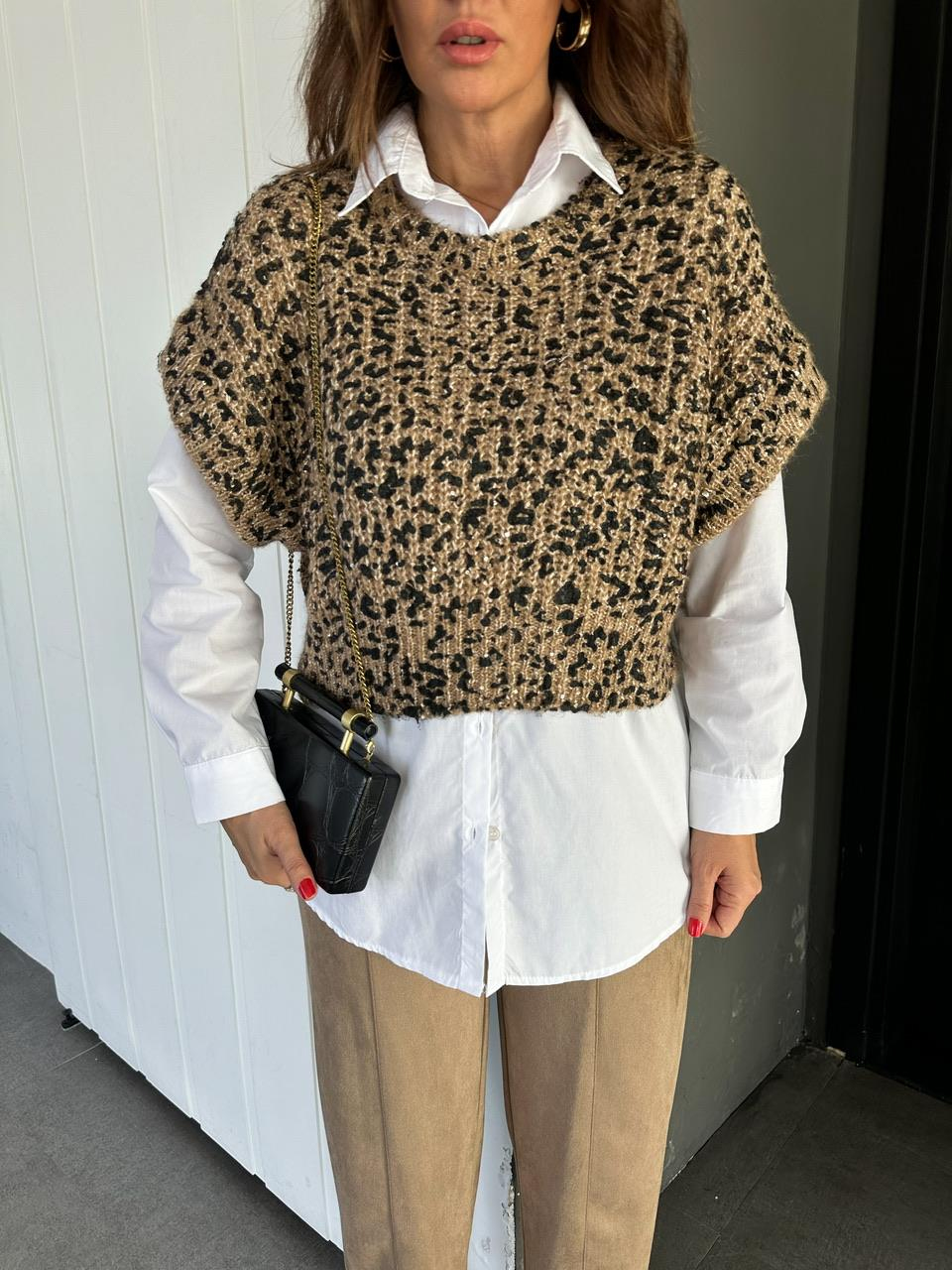 Leopar Pullu Gömlekli Triko