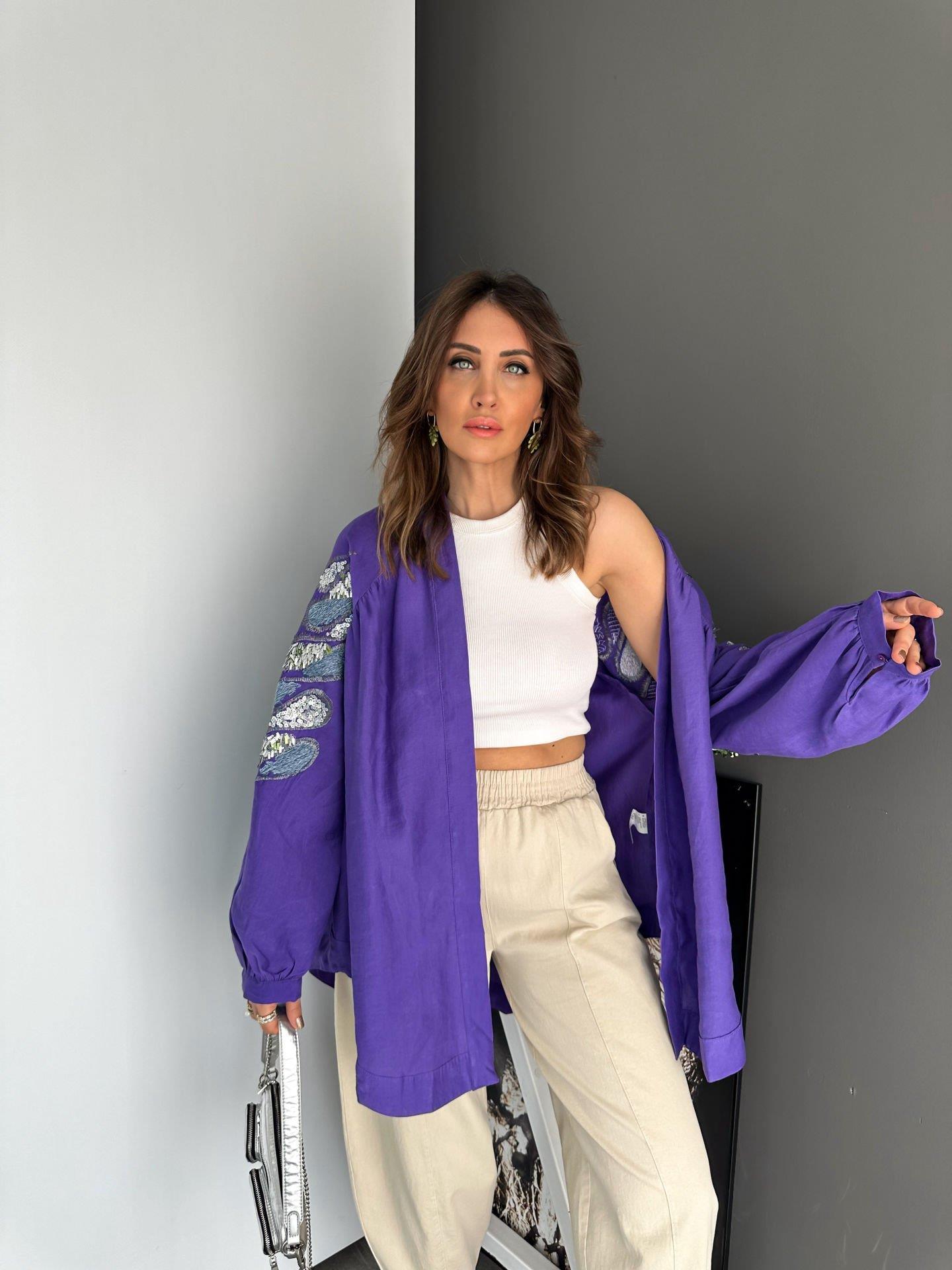 Mor Pul ve Nakış İşlemeli Kimono