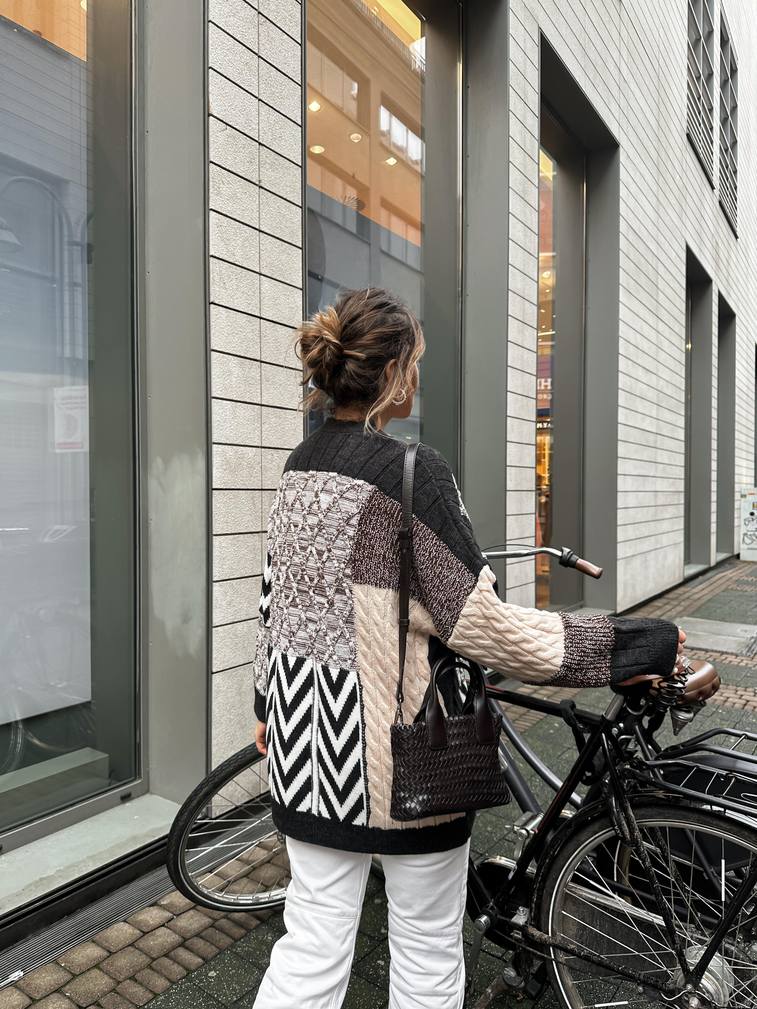 Patchwork Desenli Düğmeli Hırka