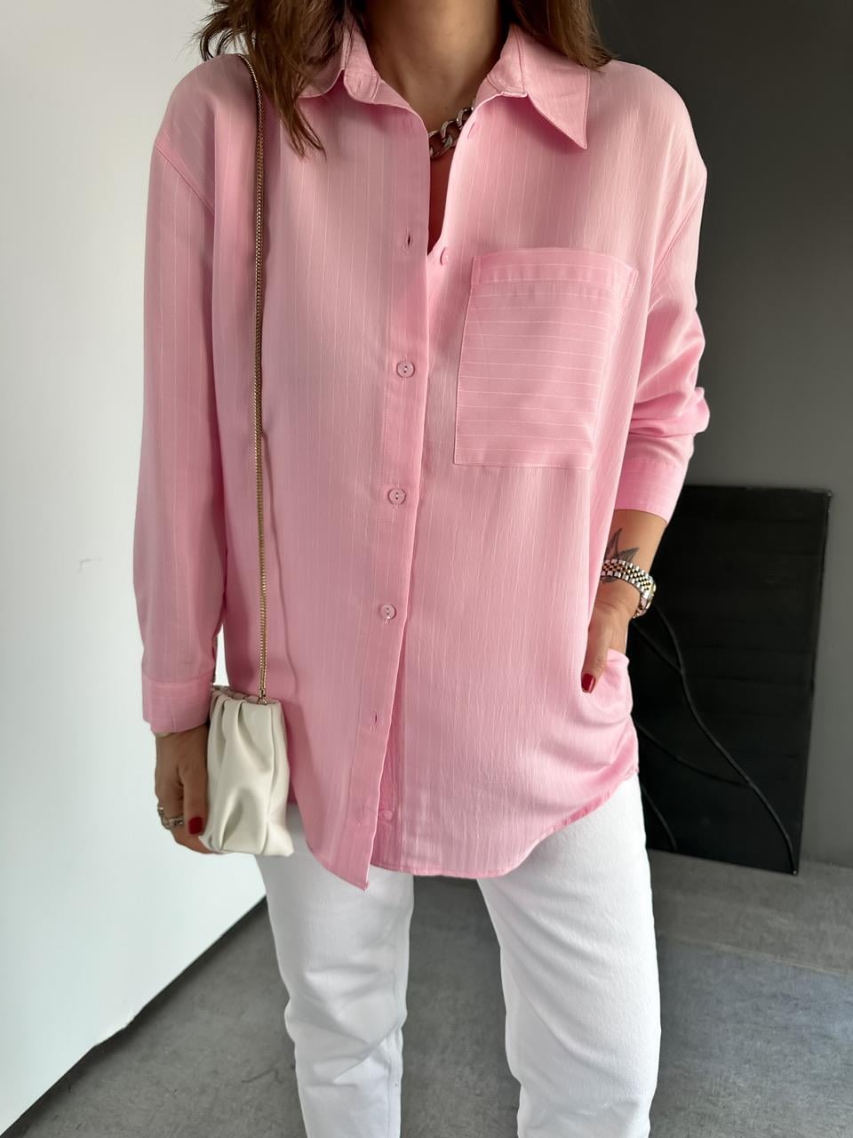 Pembe Çizgili Cepli Basic Gömlek