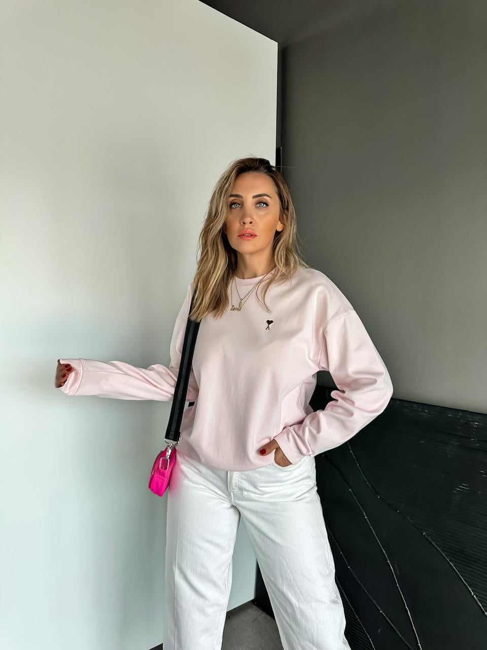 Pembe Logolu Marka Model Sweatshirt