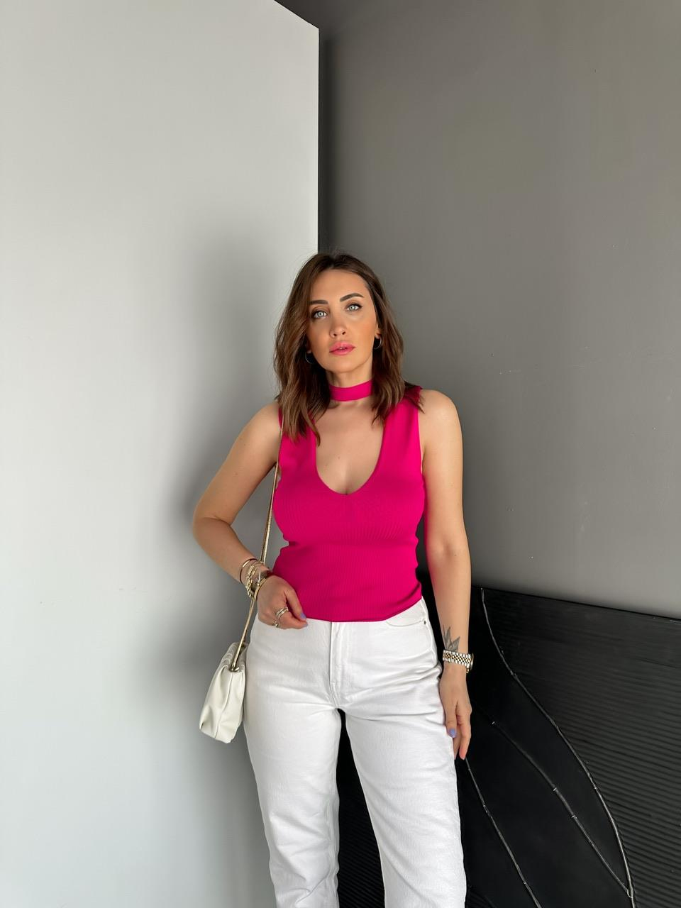 Pembe V Yaka Orijinal Triko