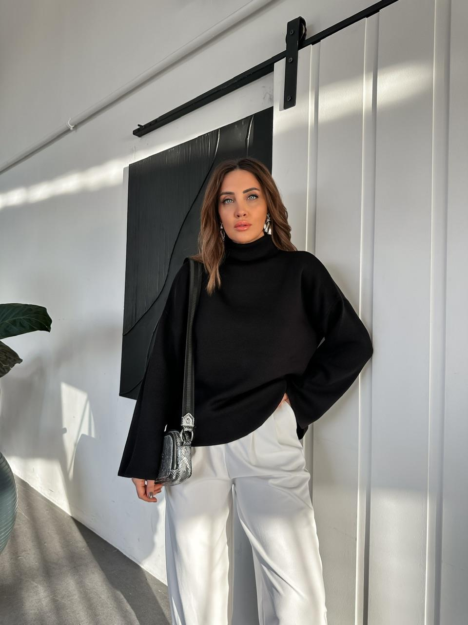 Siyah Balıkçı Yaka Basic Kazak