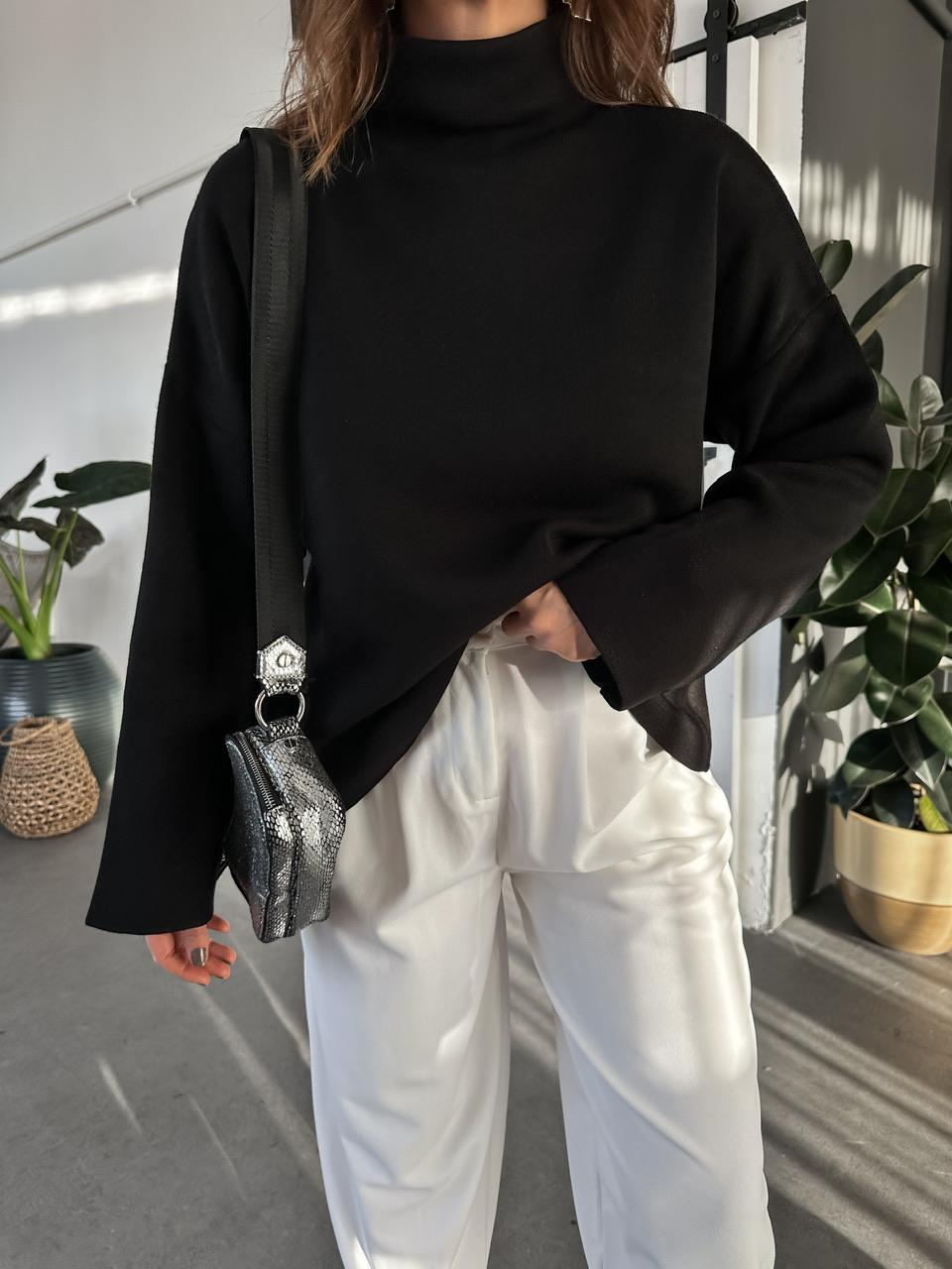 Siyah Balıkçı Yaka Basic Kazak