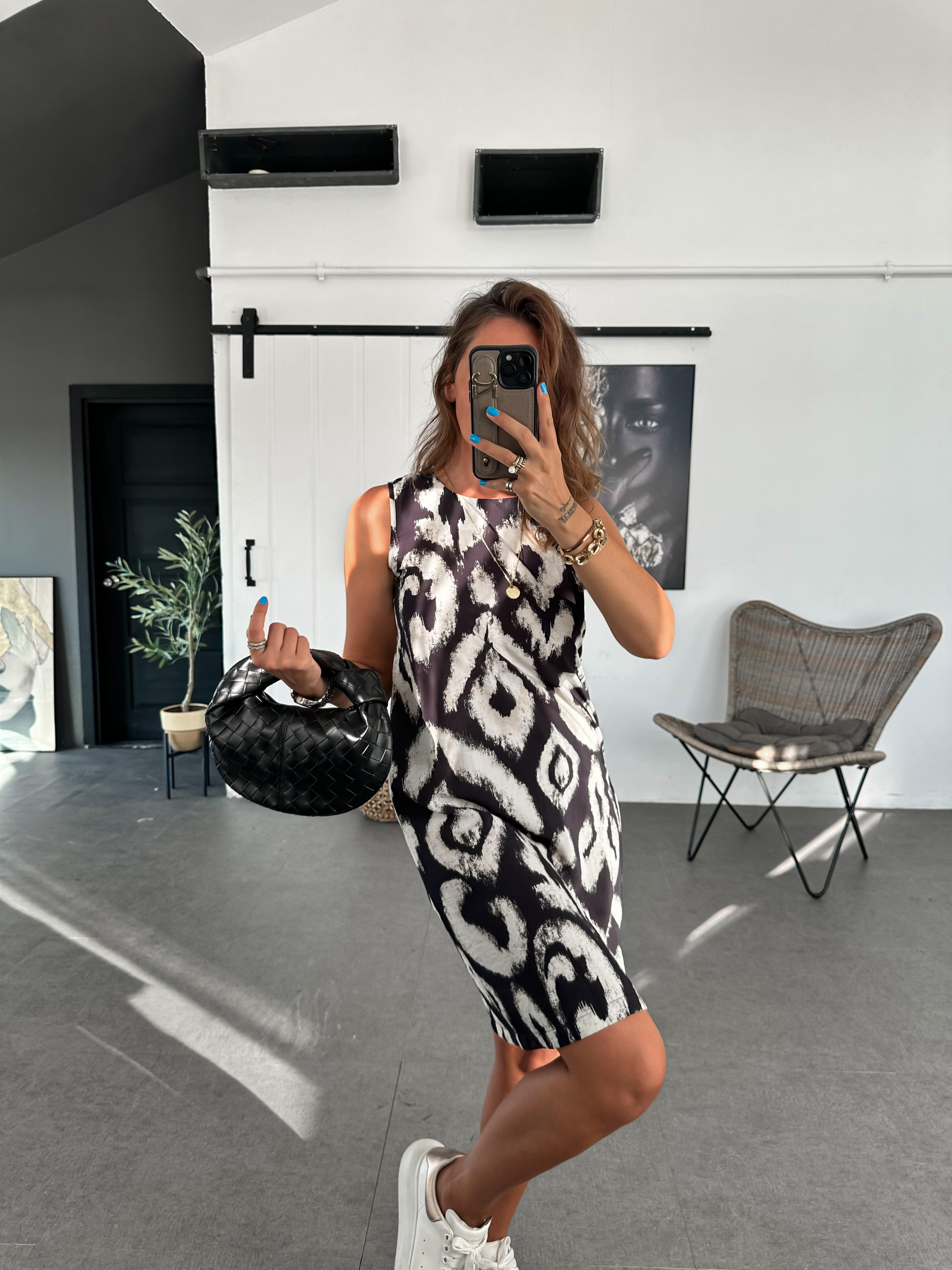 Siyah Batik Desen Basic Elbise