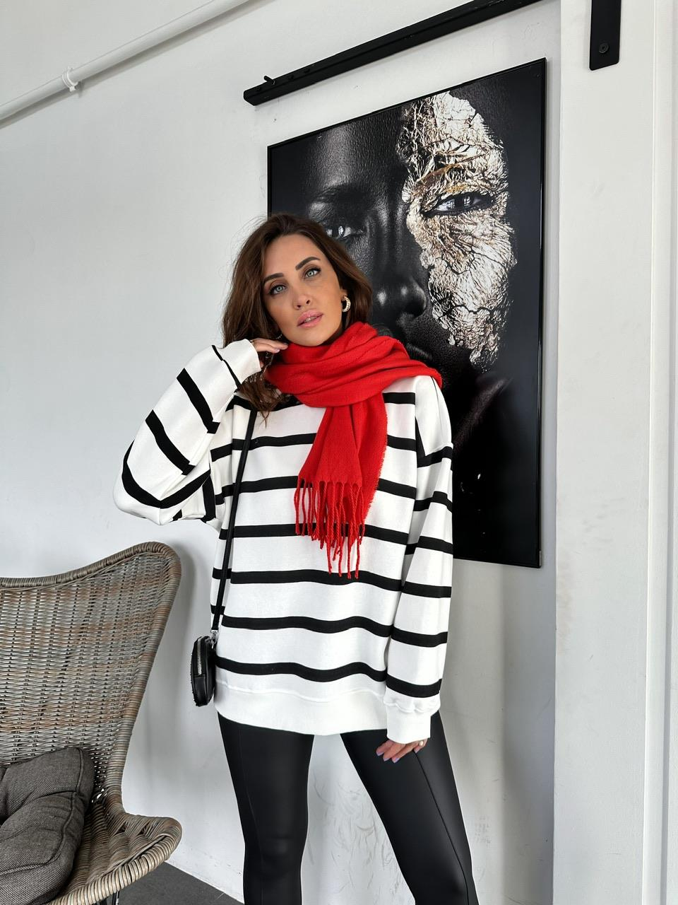 Siyah Çizgili Oversize Sweatshirt