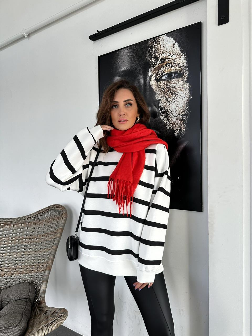 Siyah Çizgili Oversize Sweatshirt