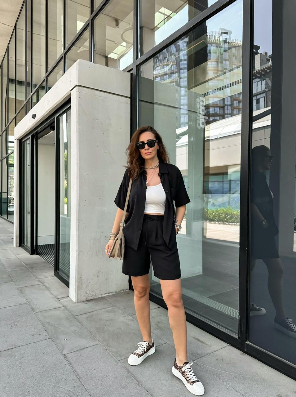 Siyah Gömlek Şort Marka Model Takım