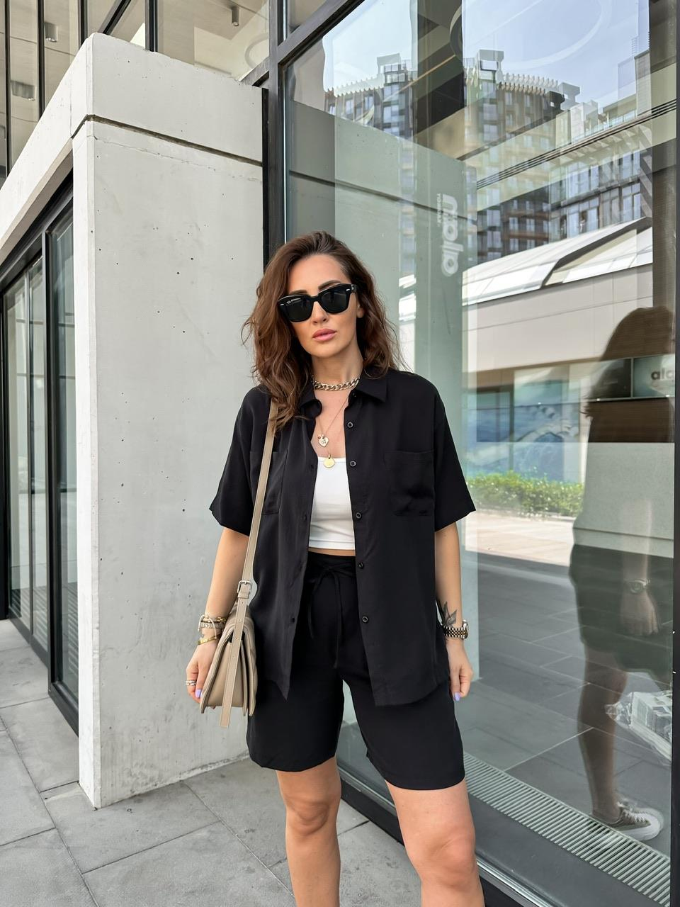 Siyah Gömlek Şort Marka Model Takım