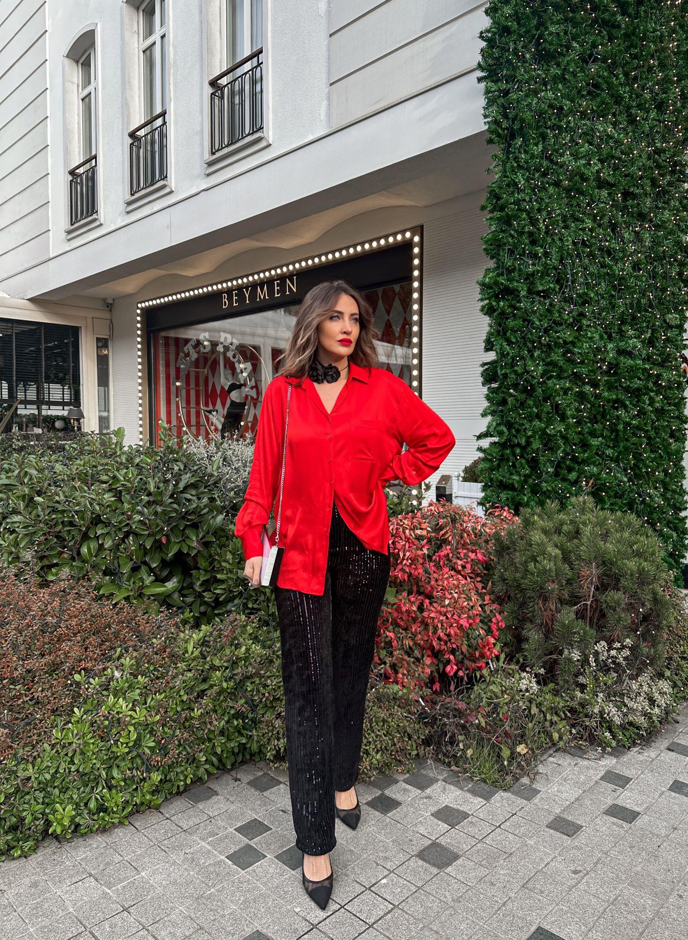 Siyah Kadife Pullu Pantolon