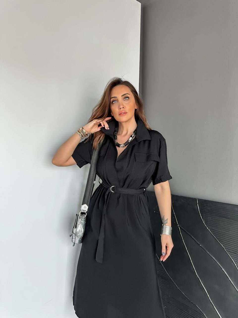 Siyah Kapak Cepli Kuşaklı Basic Elbise