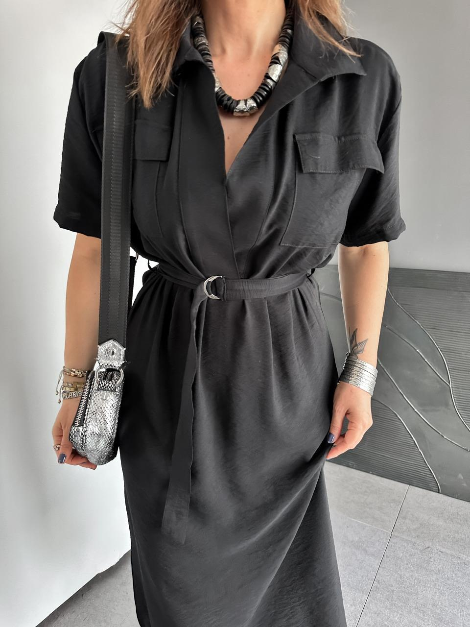 Siyah Kapak Cepli Kuşaklı Basic Elbise