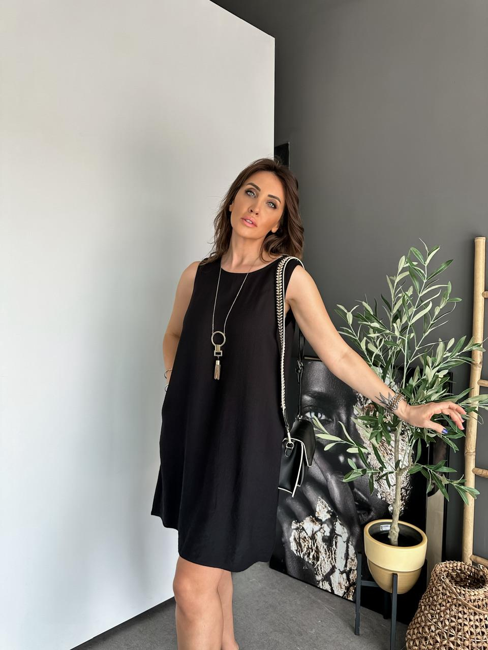 Siyah Kolsuz Cepli Basic Elbise