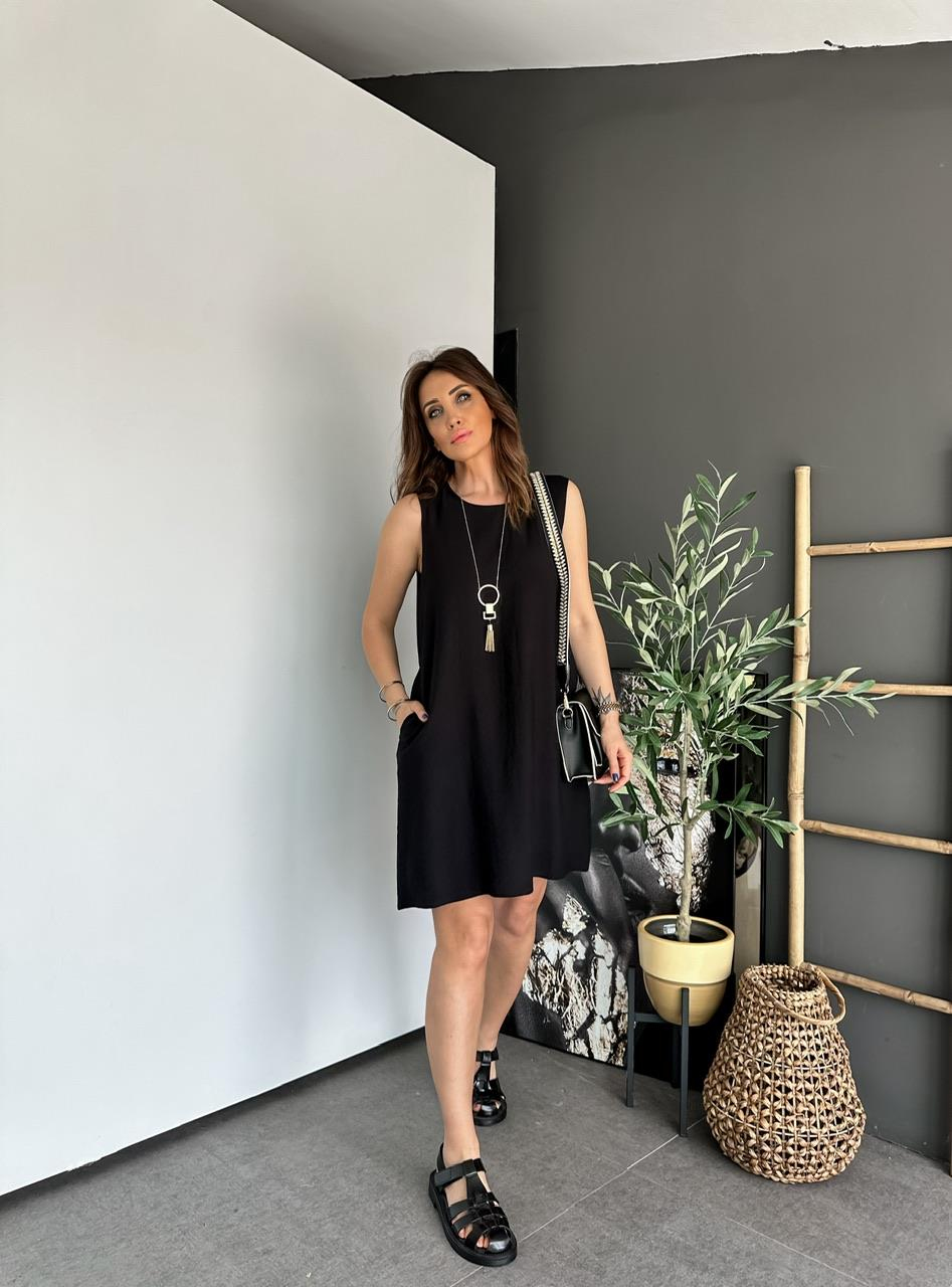 Siyah Kolsuz Cepli Basic Elbise