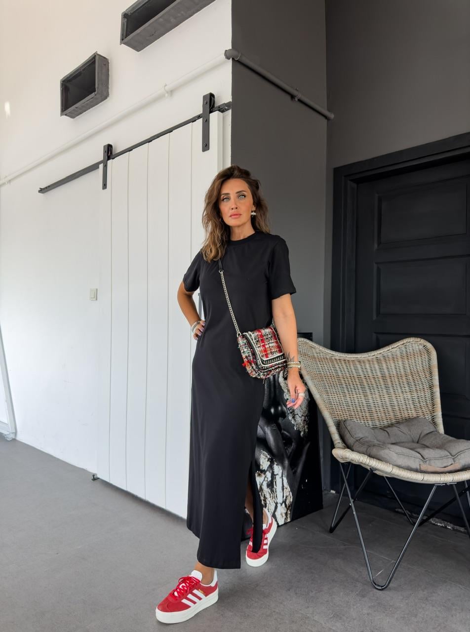 Siyah Omzu Düğmeli Basic Elbise