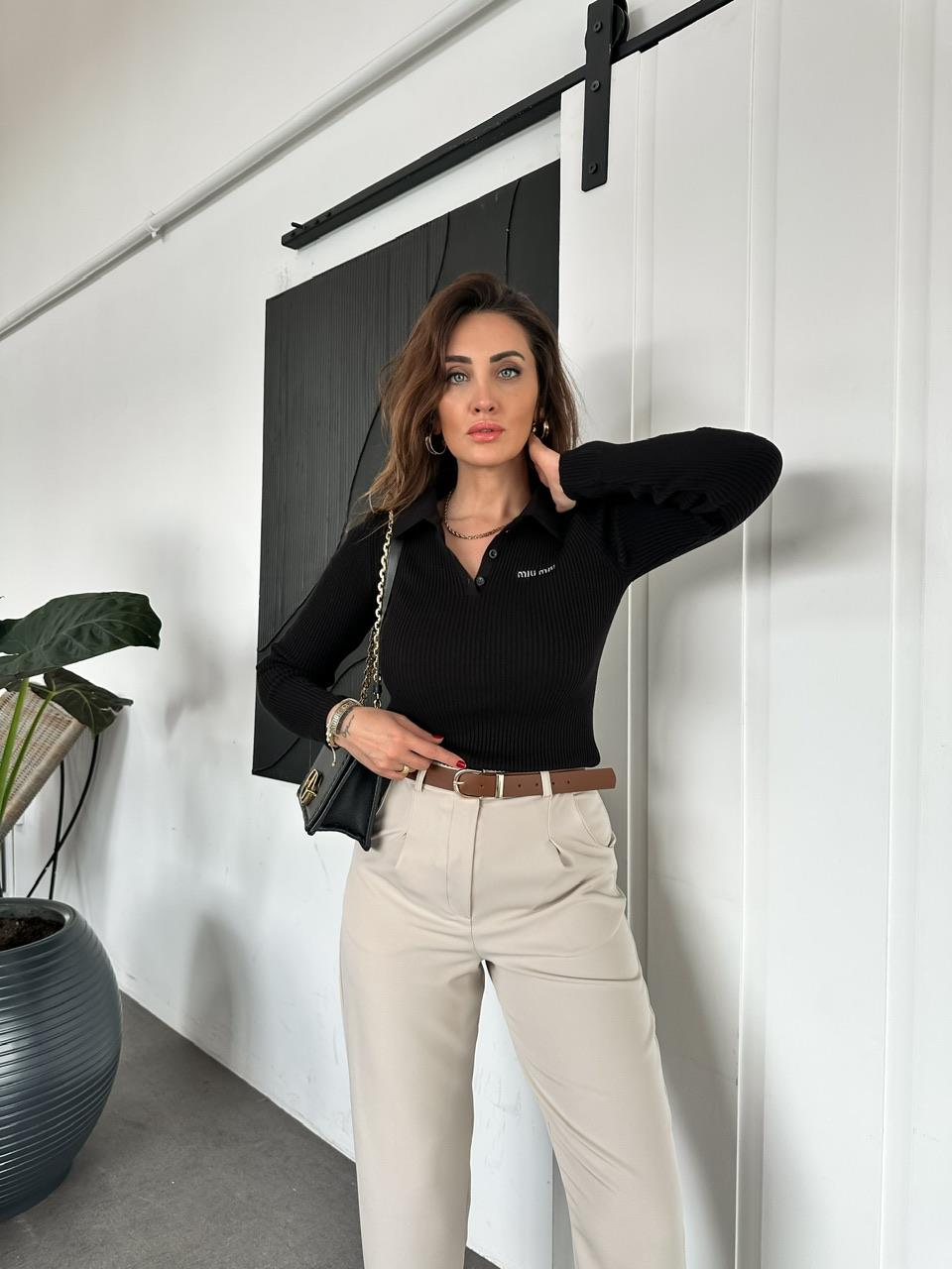 Siyah Polo Yaka Miu Kazak