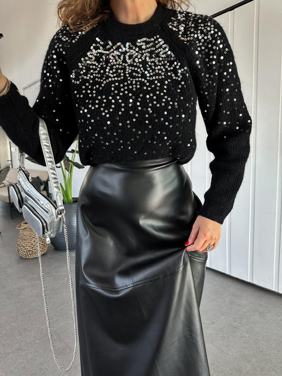 Siyah Pullu Orijinal Kazak