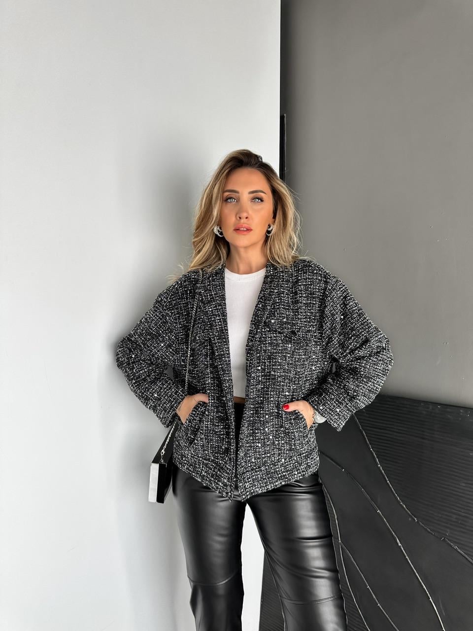 Siyah Pullu Silver Tüvit Ceket