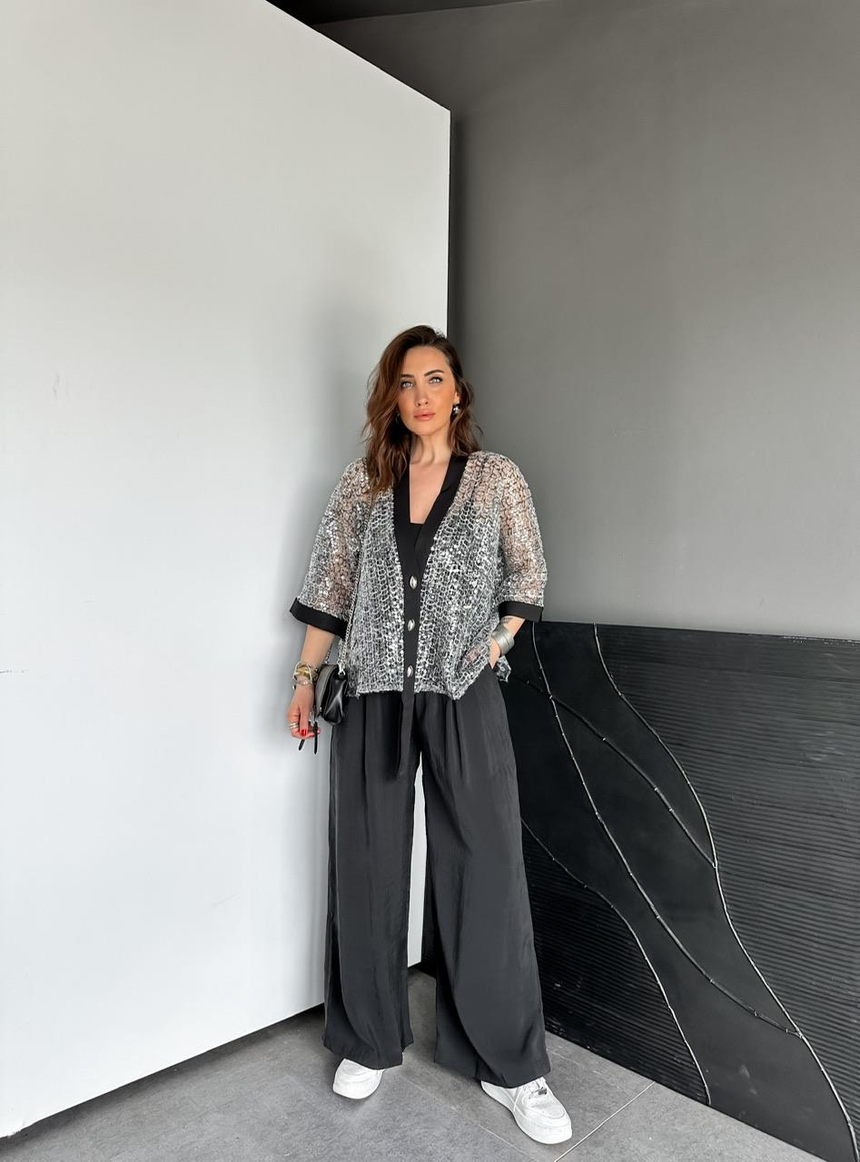 Siyah Şeritli Pullu Tasarım Ceket