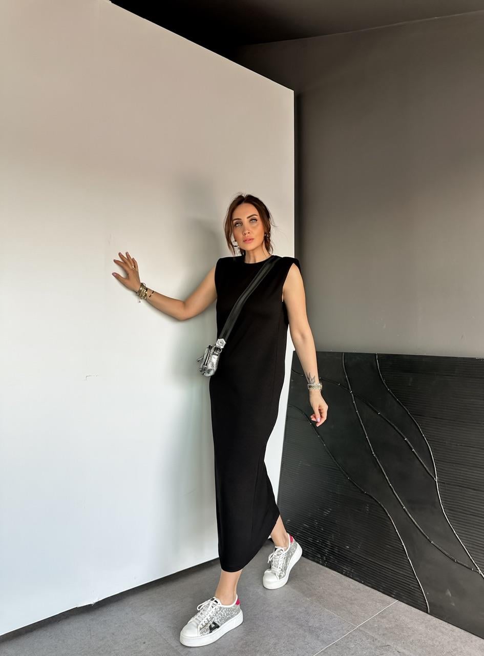 Siyah Vatkalı Likralı Basic Elbise