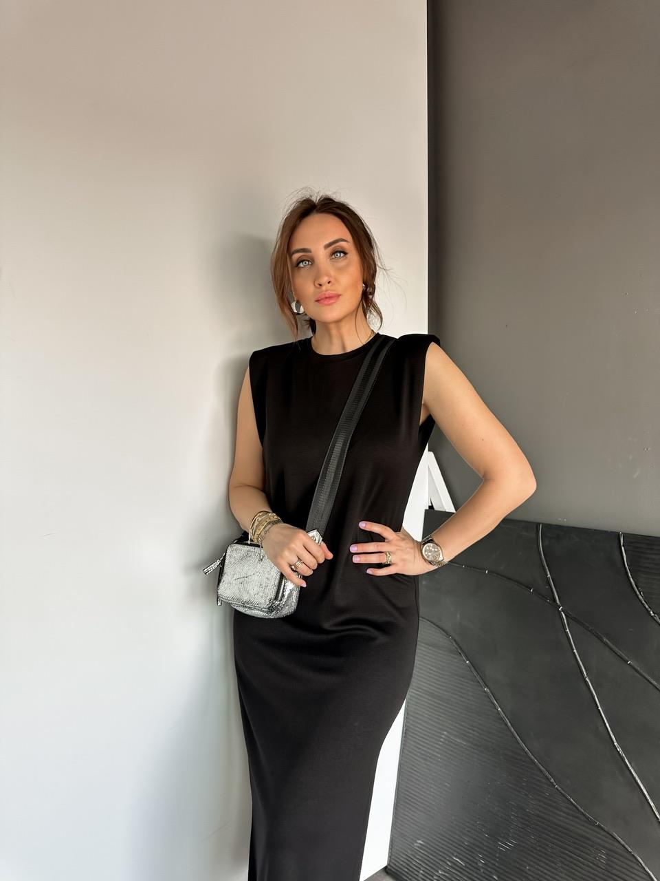 Siyah Vatkalı Likralı Basic Elbise