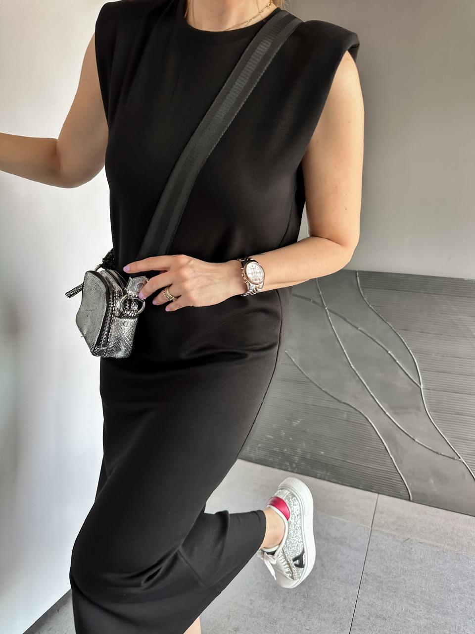 Siyah Vatkalı Likralı Basic Elbise