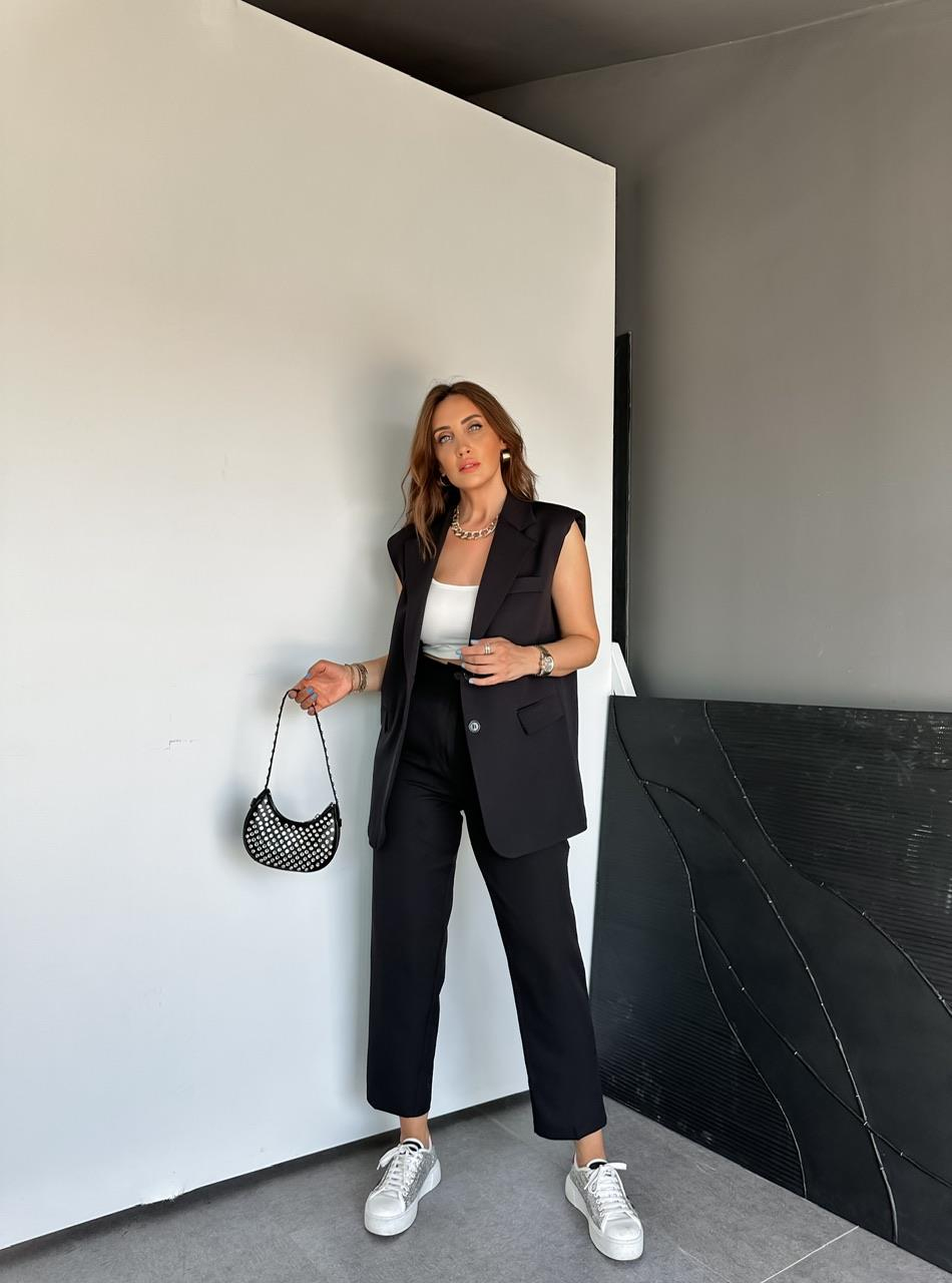 Siyah Yelek Pantolon Basic Marka Model Takım
