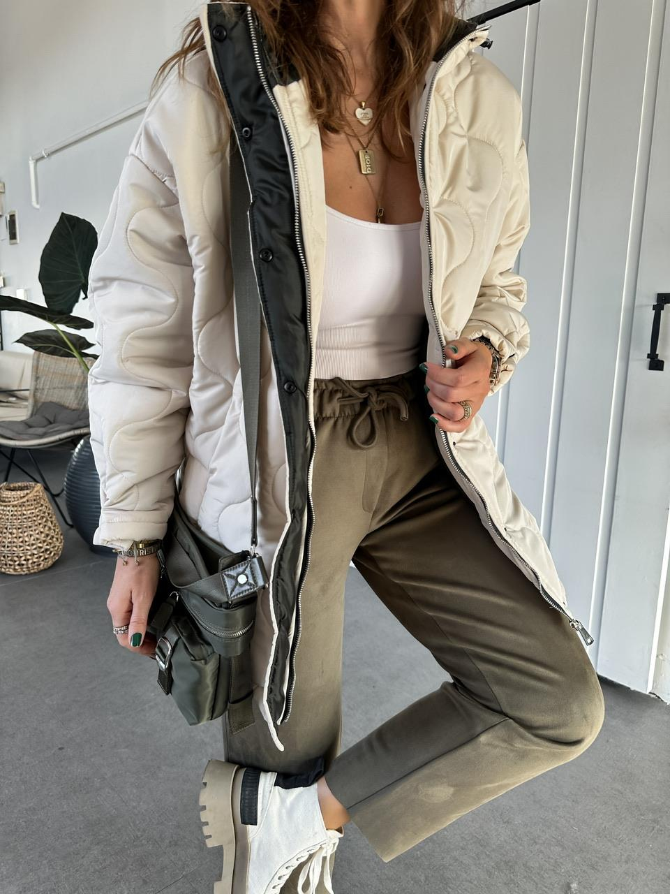 Taş Kapitone Çıtçıtlı Mont