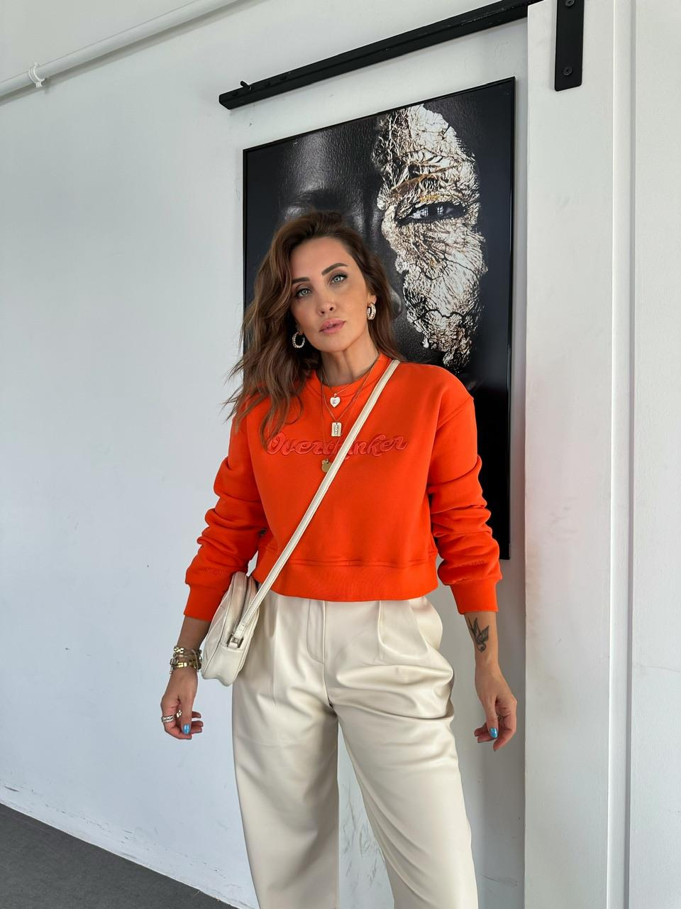 Turuncu Overthinker Sweatshirt