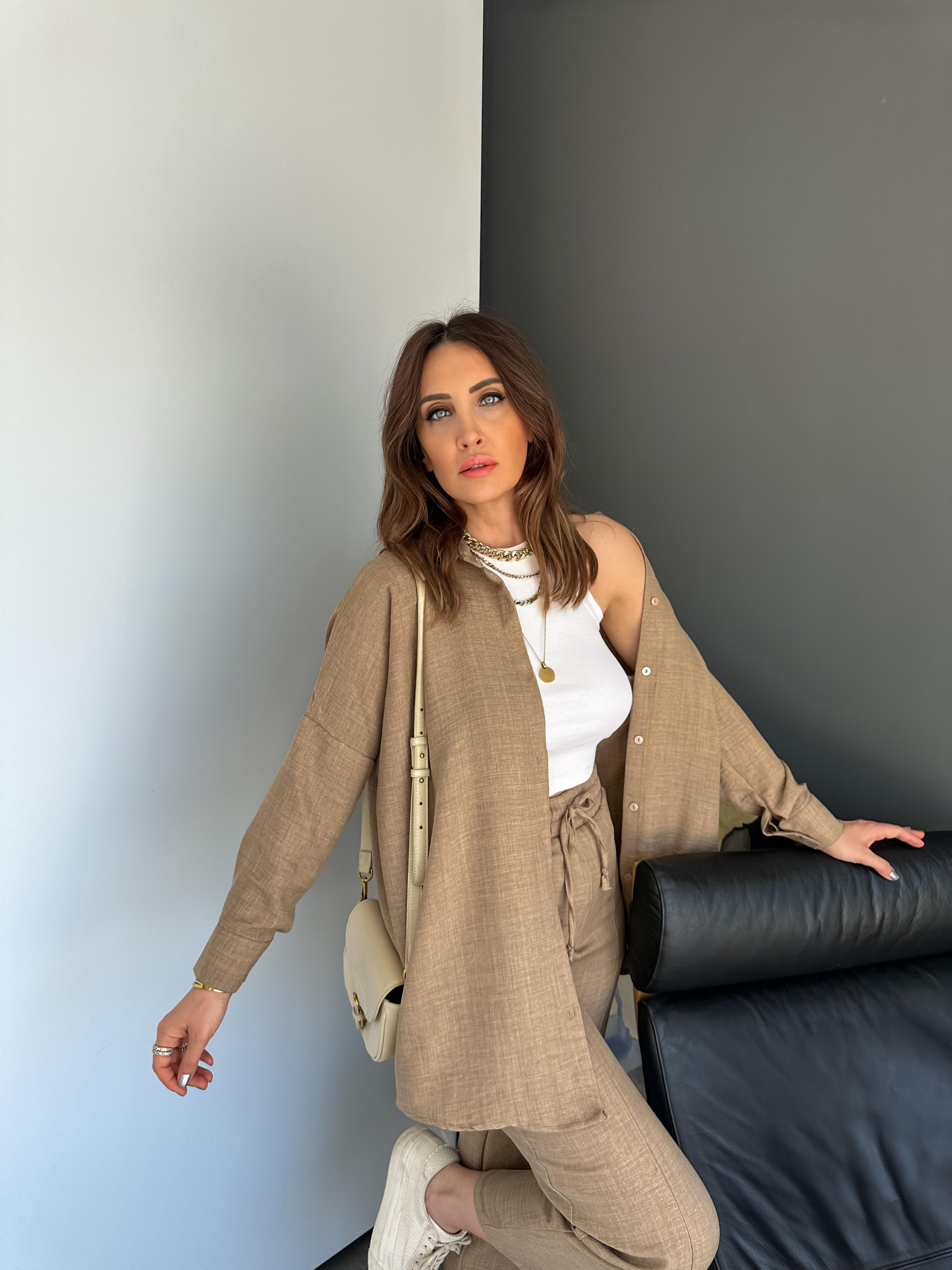 Vizon Keten Gömlekli Basic Takım