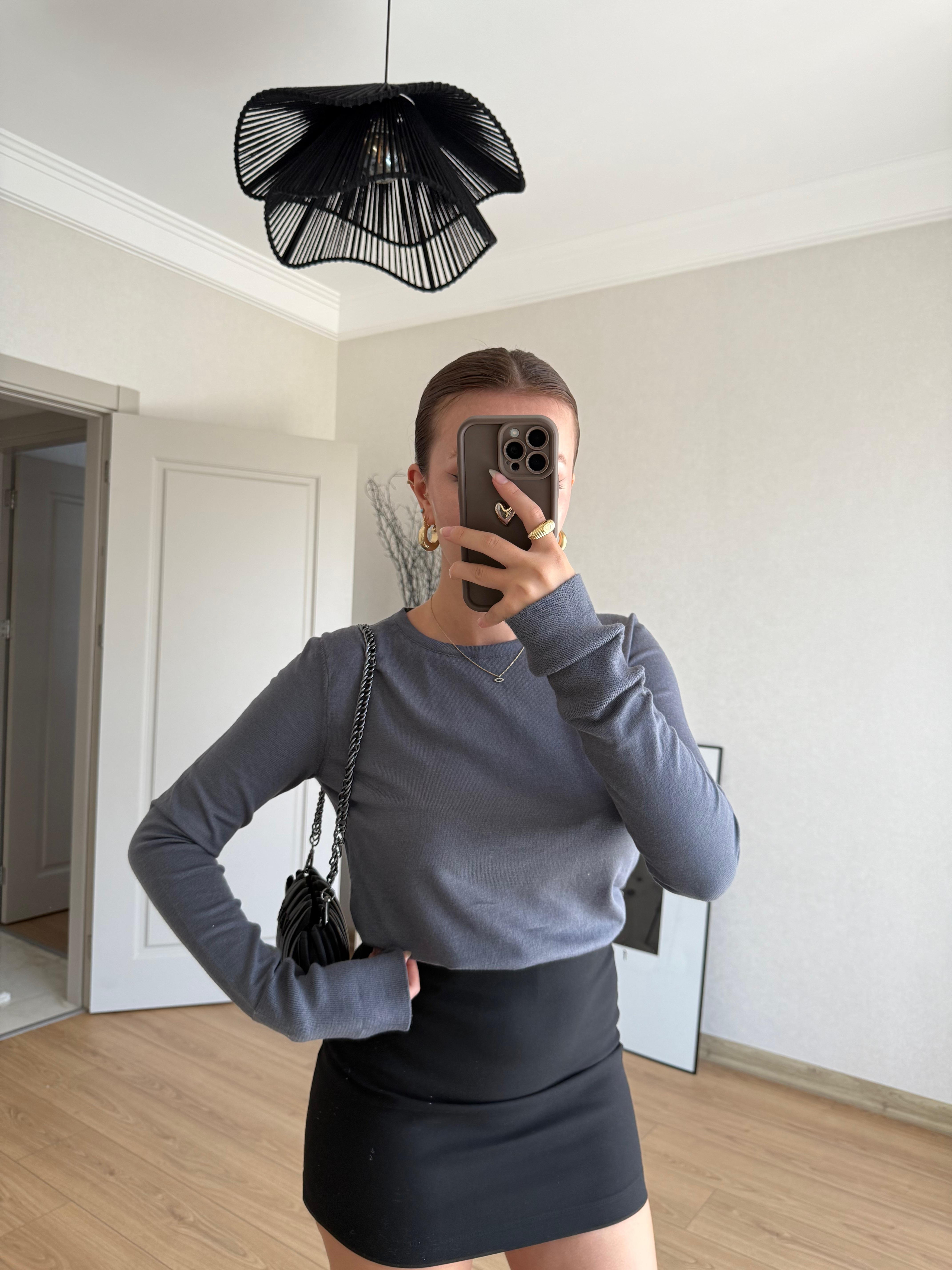 ÜST GİYİMECMEL BAŞARANAntrasit Basic Transparan Bluz