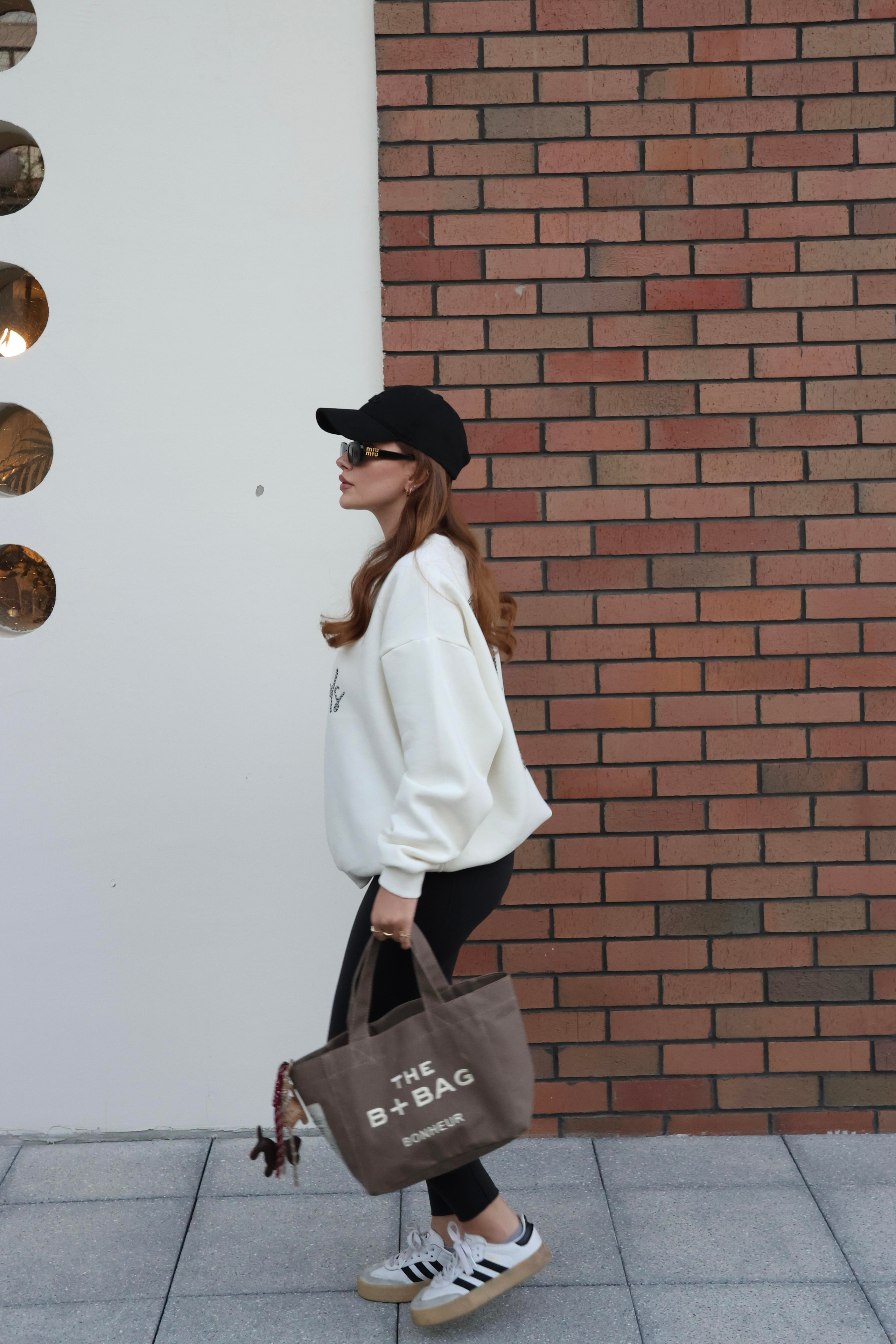 SWEATSHIRTECMEL BAŞARANBASKILI EKRU SWEATSHIRT