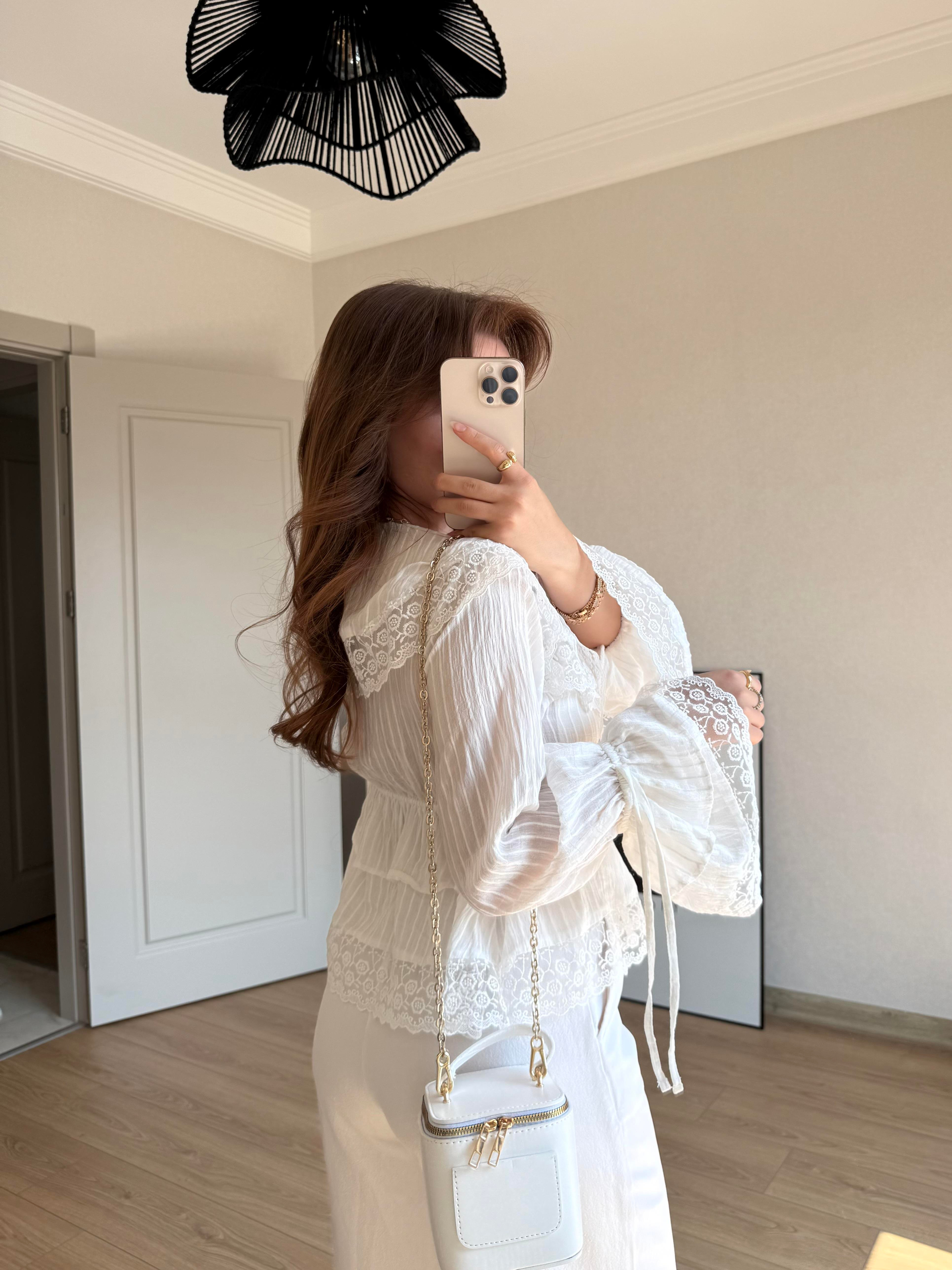 ÜST GİYİMECMEL BAŞARANDantelli Fırfırlı Bohem Beyaz Bluz