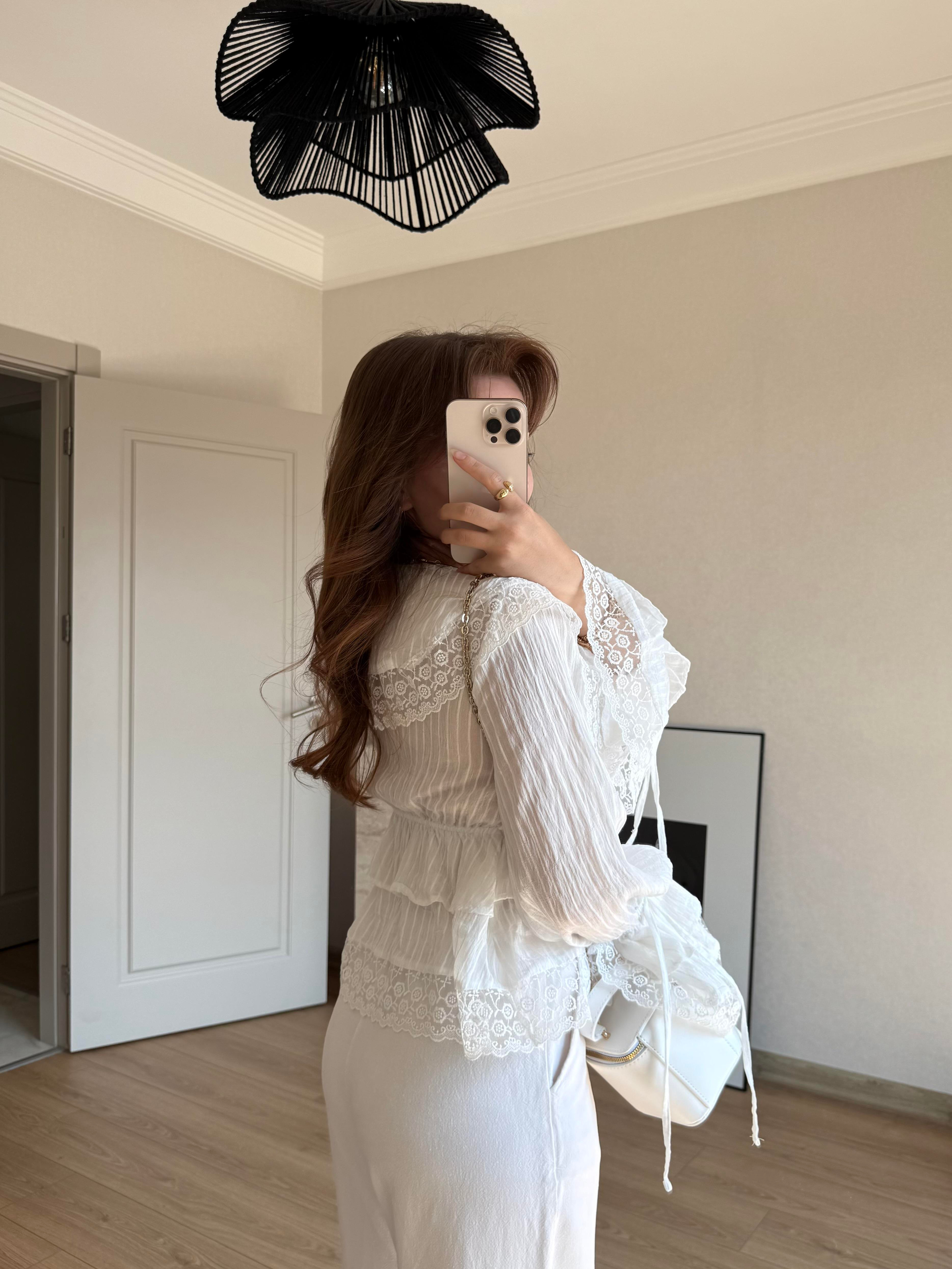 ÜST GİYİMECMEL BAŞARANDantelli Fırfırlı Bohem Beyaz Bluz
