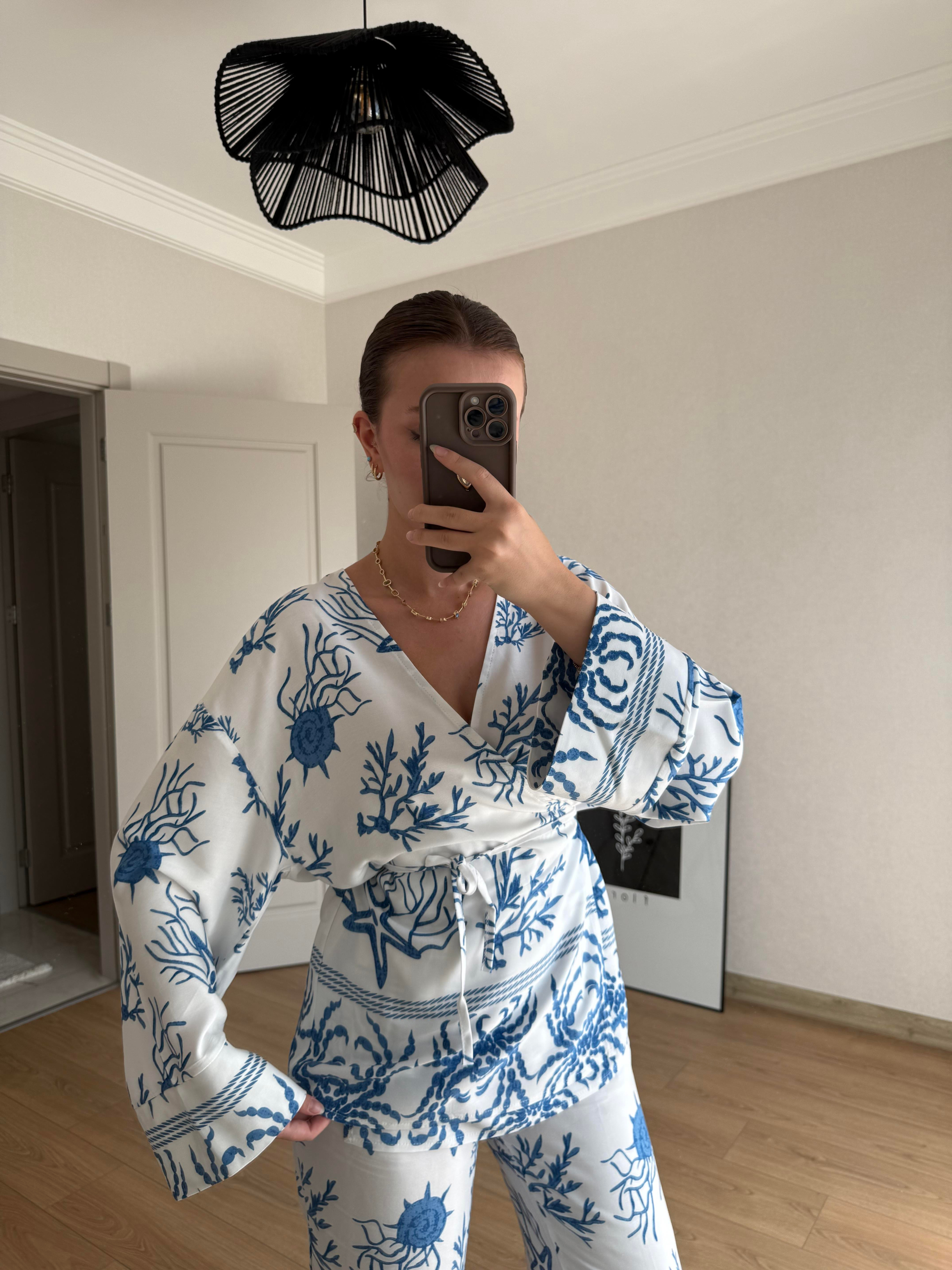 TAKIMECMEL BAŞARANDesenli Mavi Kimono Pantalon Takım