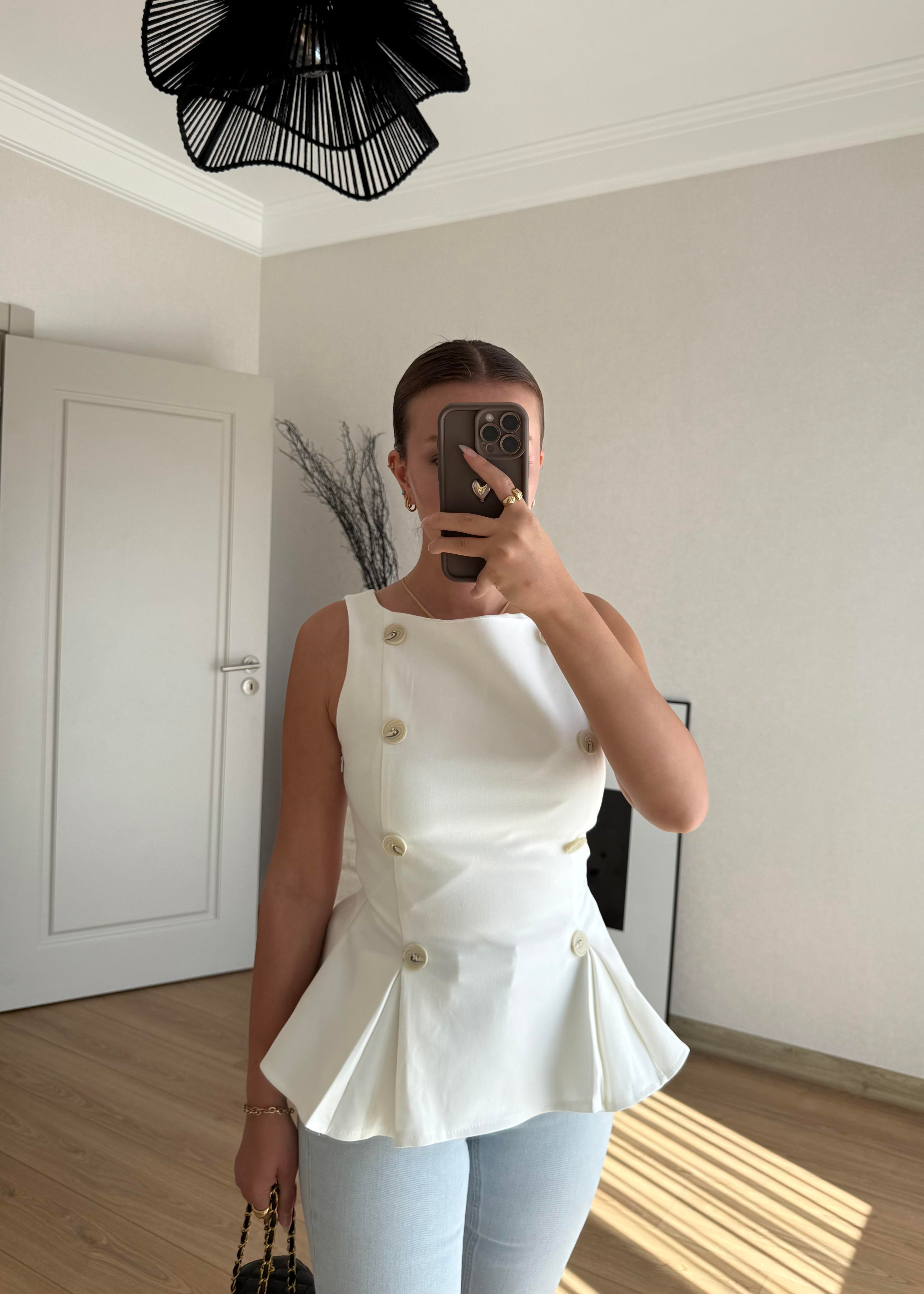 ÜST GİYİMECMEL BAŞARANDÜĞMELİ BEYAZ YELEK