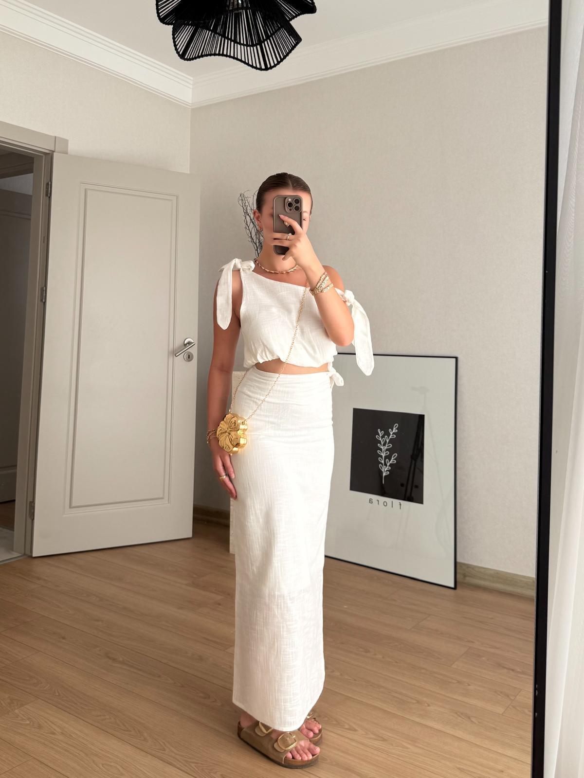 TAKIMECMEL BAŞARANDüğüm Detay Beyaz Etek Keten Takım