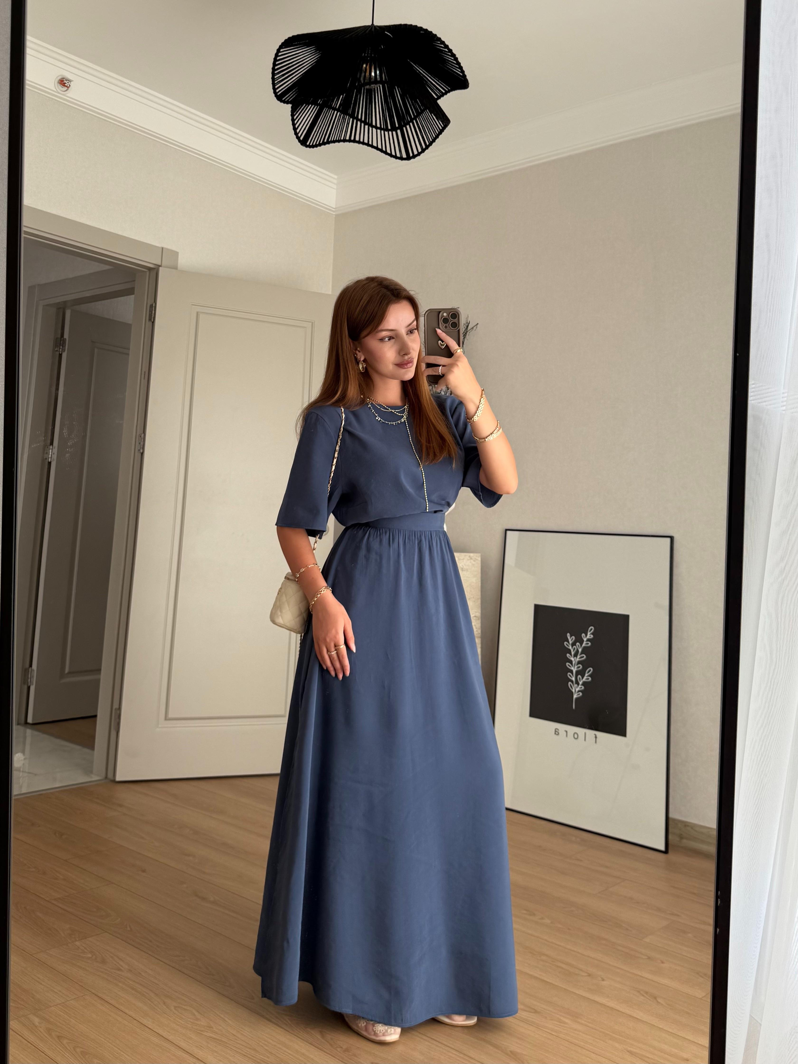 TAKIMECMEL BAŞARANİndigo Yırtmaçlı Uzun Etek ve Bluz